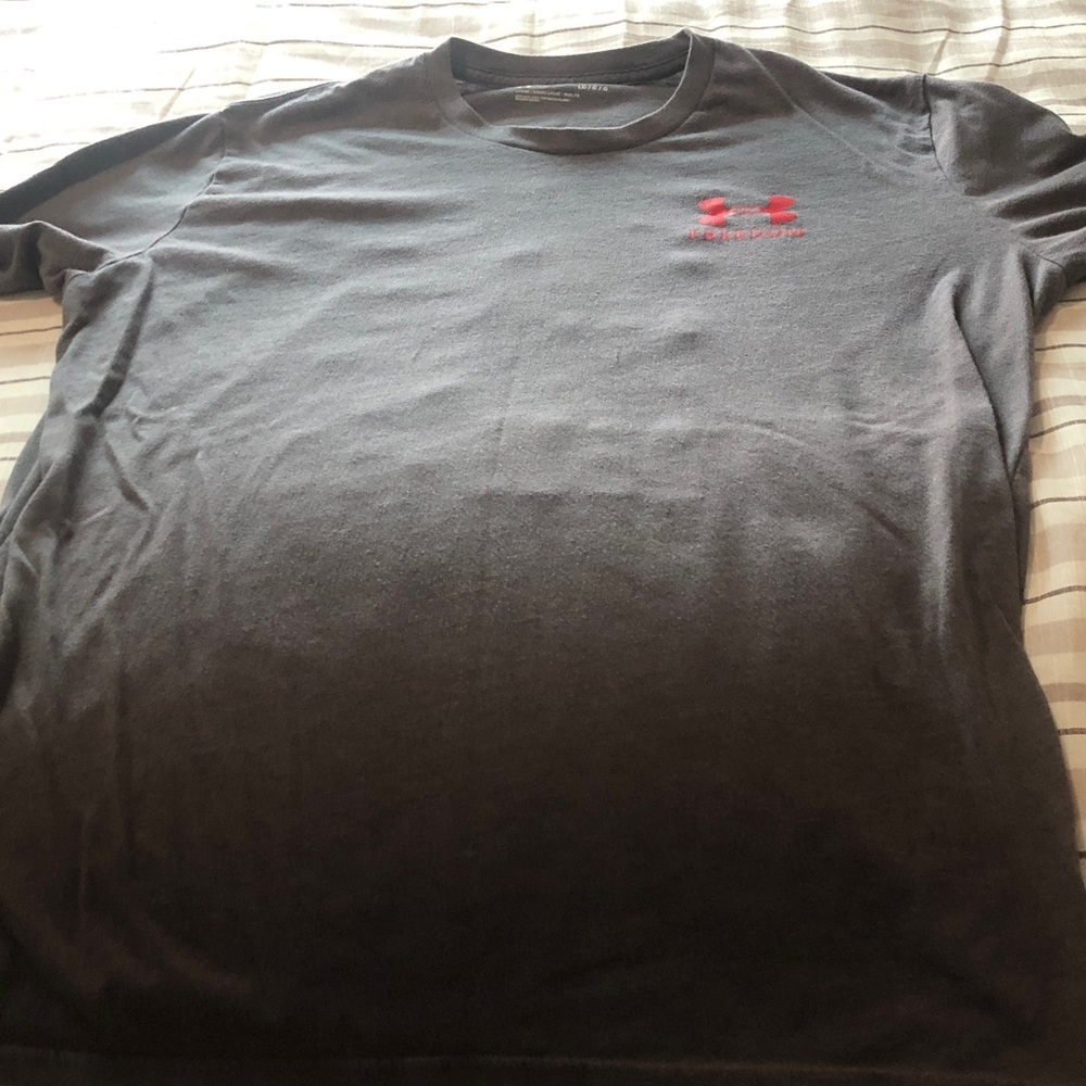 Under Armour Men's Charcoal Short-Sleeve Tee with Red Logo